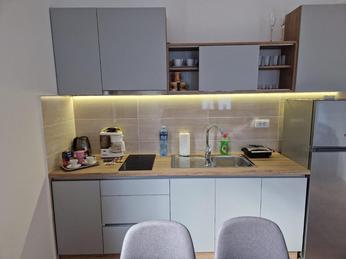 Mb Lux Apartment Vrnjacka Banja Luaran gambar