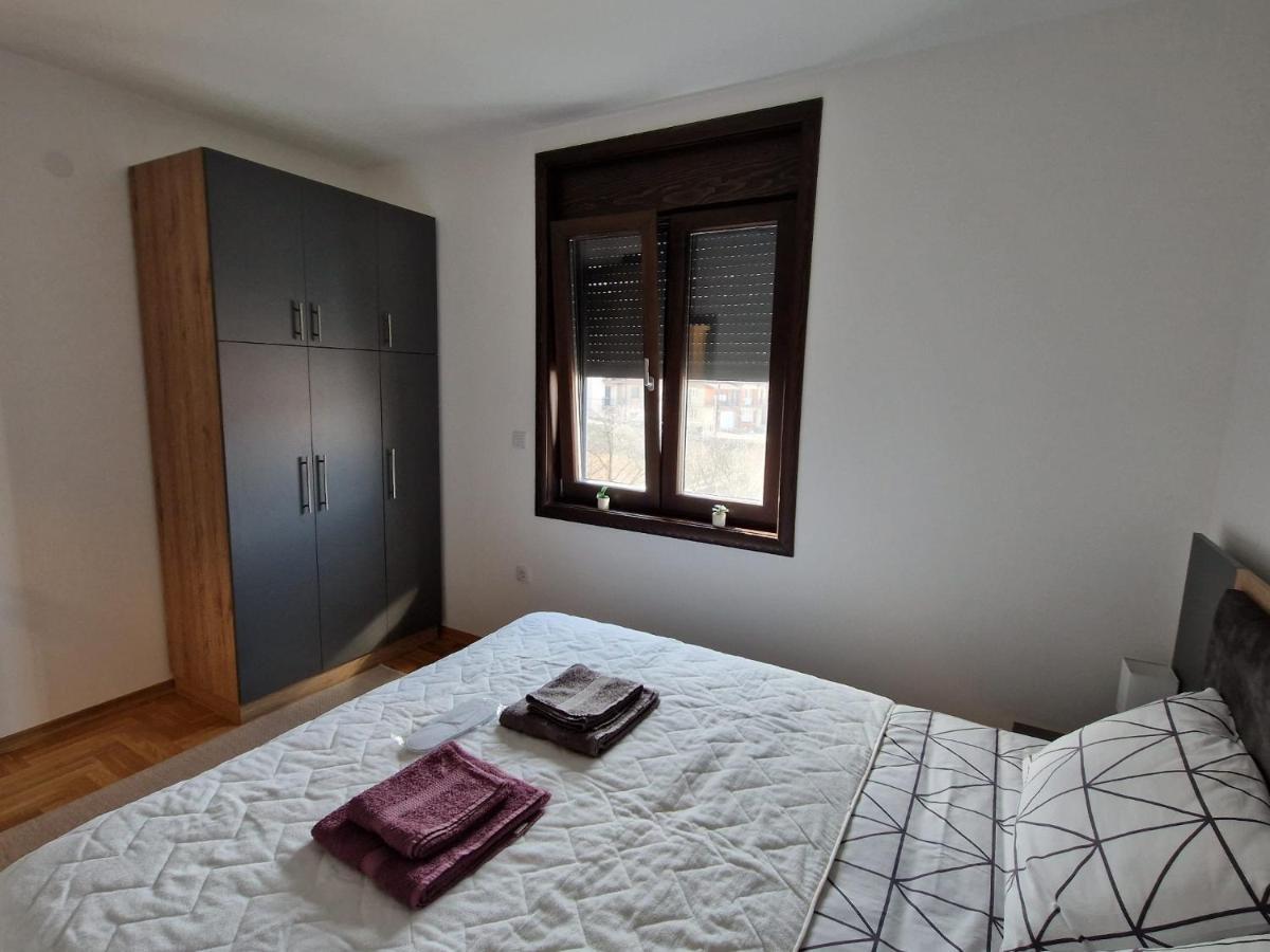 Mb Lux Apartment Vrnjacka Banja Luaran gambar